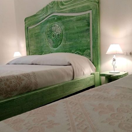 בוסה Regnos Altos Boutique Rooms מראה חיצוני תמונה