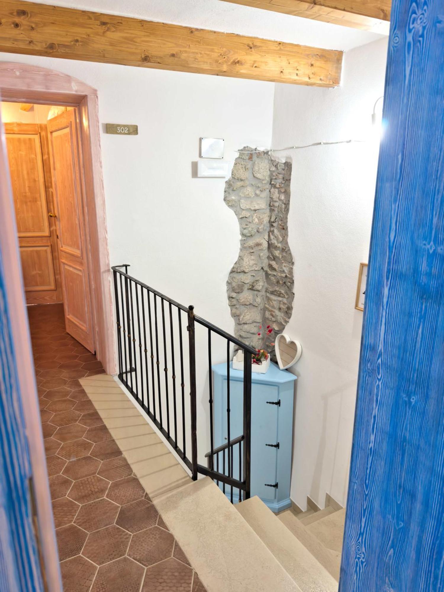 בוסה Regnos Altos Boutique Rooms מראה חיצוני תמונה