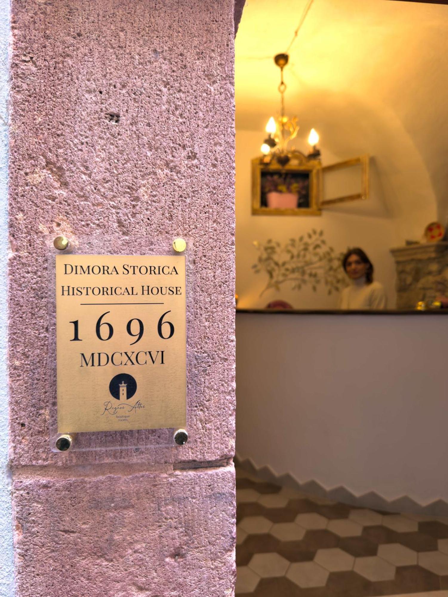 בוסה Regnos Altos Boutique Rooms מראה חיצוני תמונה